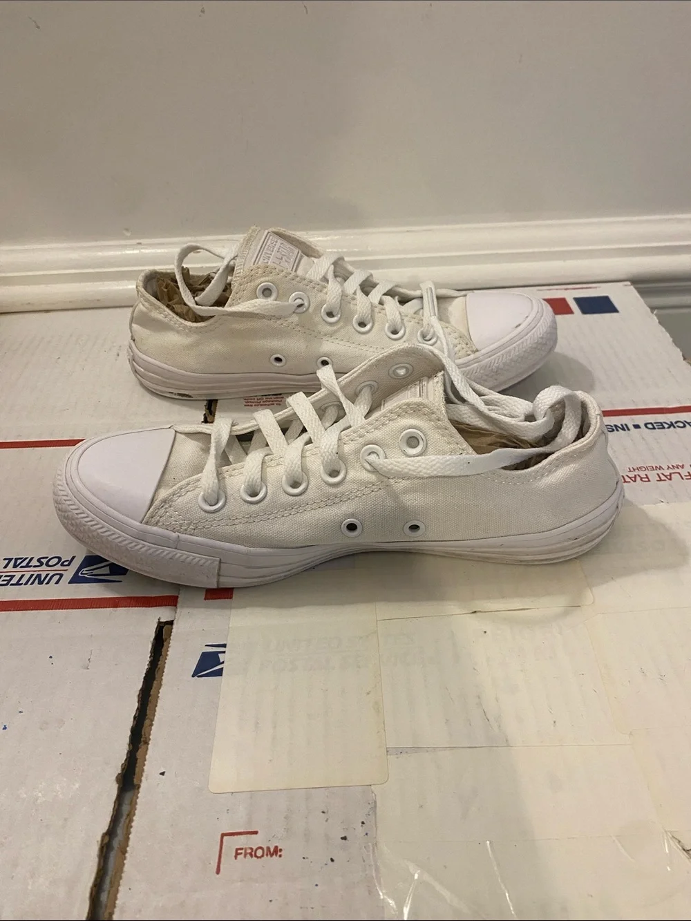 Converse All Star size (m)7.5 (w)5.5 sneakers good condition